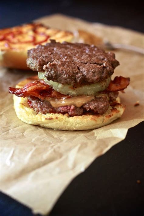 Thai Peanut Butter & Bacon Burger | The Noshery