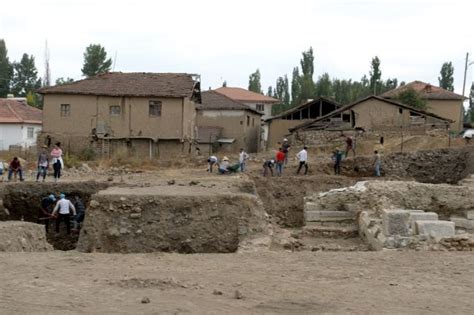 Tokat Sulusaray Da Sebastapolis Antik Kenti Nin Hamam B L M Ortaya