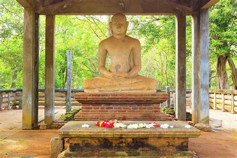 Samadhi Buddha Statue