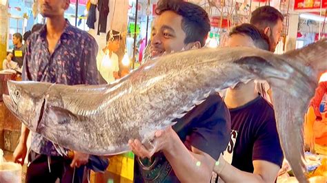 20 Kg Giant Seer Fish Cutting Skills Surma Fish Cutting In Bangladesh