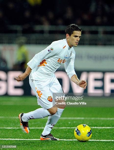 Fernando Gago Stock Pictures Royalty Free Photos And Images Getty Images