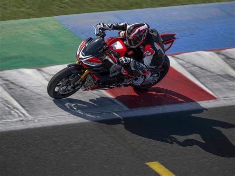 2024 Aprilia Tuono V4 Factory SE 09 SBK 1100 Guide Total Motorcycle