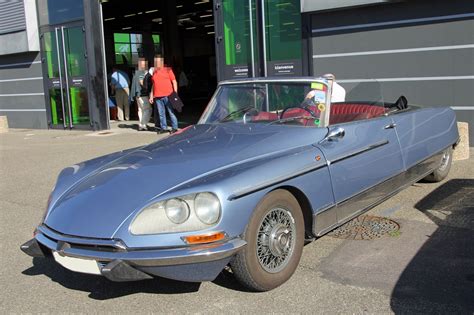 Citroën DS 2 Le caddy 1958 1967 34 unités produites Carrosserie