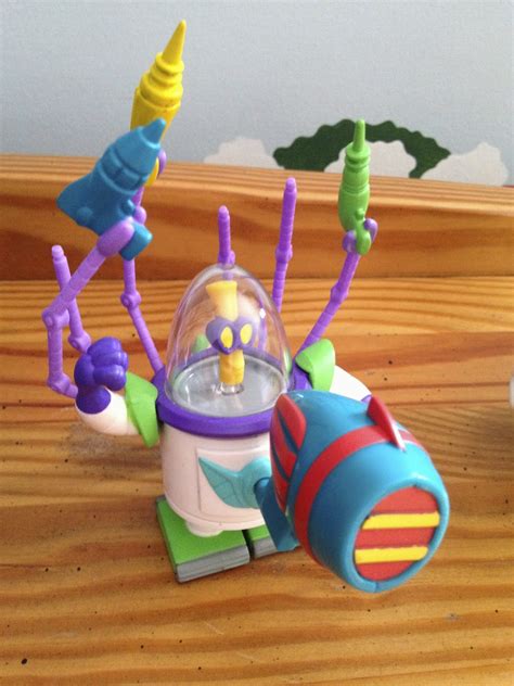 Dan the Pixar Fan: Buzz Lightyear of Star Command: Action Figures