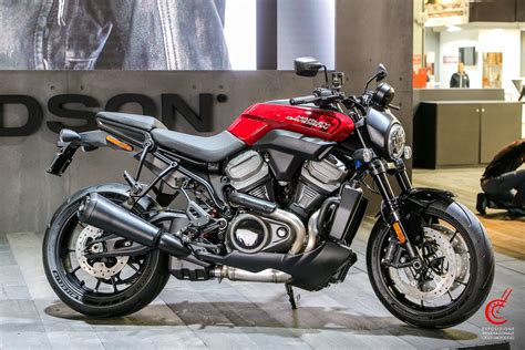 Harley Davidson Bronx Le Nouveau Streetfighter De Milwaukee Le