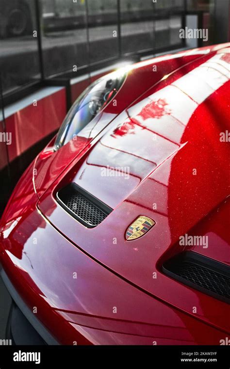 Guards Red Porsche 911 GT3 Stock Photo - Alamy