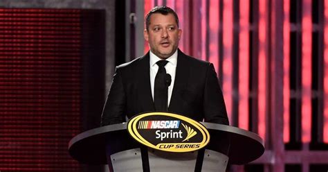 Nascars Tony Stewart Announces His Engagement To Drag Racer Leah Pruett