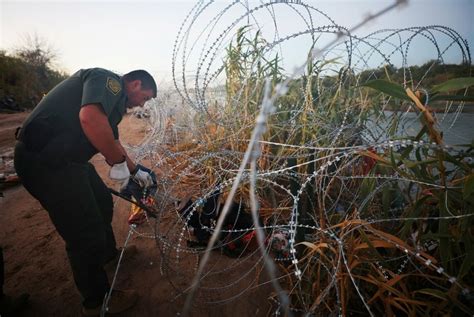 Texas Sues To Stop Border Patrol Agents From Cutting States Razor Wire