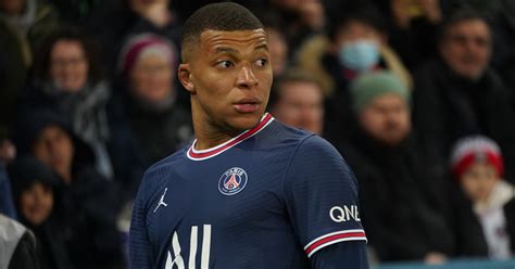 Kylian Mbappé en couple Rose Bertram sort du silence sur sa vie privée