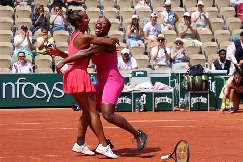 Leylah Fernandez Partner Taylor Townsend Advance To Doubles Final At