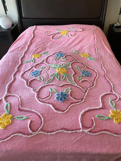 Vintage Chenille Bedspread Pink And Floral Tufted Circa 1950s Ideal Spread Company Montreal