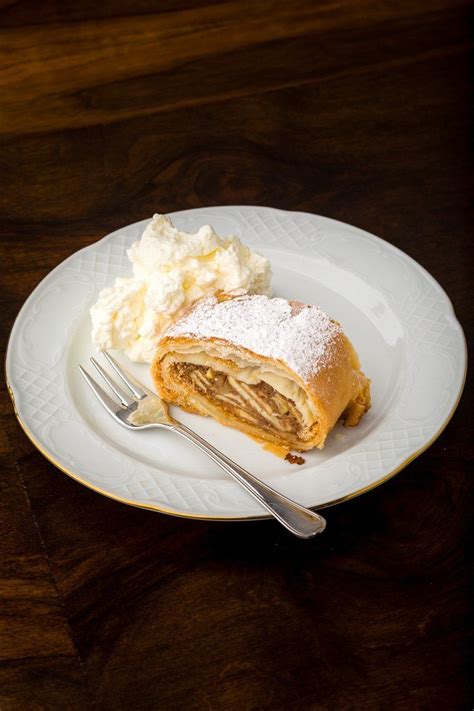 Apple Strudel The Crispy Viennese Treat