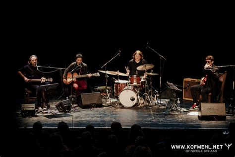 Roman Nowkas Hot Stephan Eicher Spielen Mani Matter Kulturfabrik Kofmehl