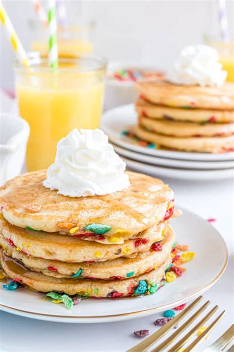 Fruity Pebbles Pancakes • Pancake Recipes