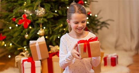 Five Tips for Teaching Kids How To Give Meaningful Gifts