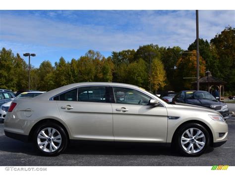 Gold Leaf Metallic Ford Taurus Sel Awd Photo