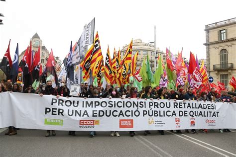 Sindicats d educació convoquen una manifestació contra el pacte pel