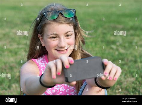 Girl Doing Selfie Hi Res Stock Photography And Images Alamy