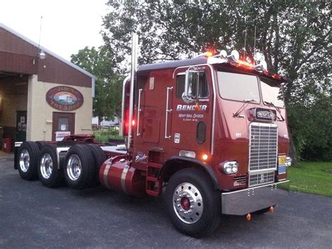 Pin By Dmitrij On Trucks Freightliner Freightliner Trucks Kenworth