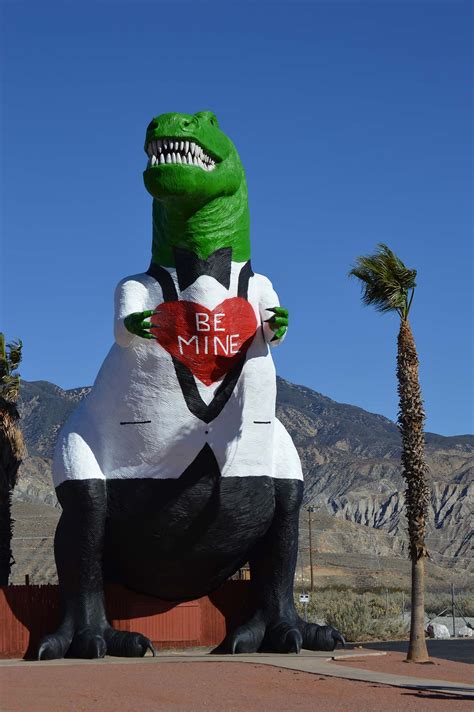 Cabazon Dinosaurs - Amazing America