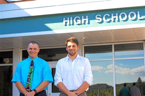 Two alumni to return to Hoosick Falls Central School as teachers – troyrecord