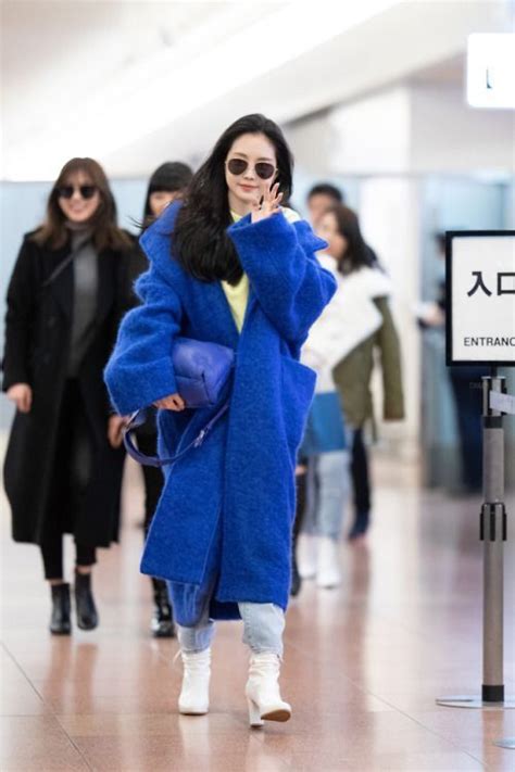 Pin By Lulamulala On Apink Naeun Fashion Outfits Airport Style