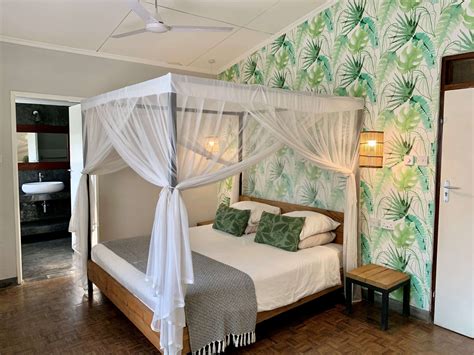 Accommodation in Lilongwe » 1 2 Travel Africa