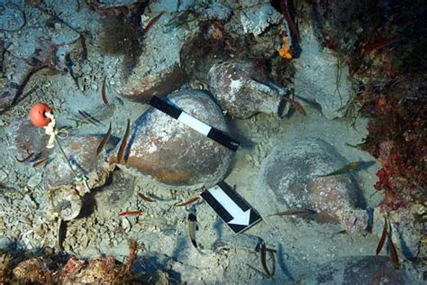 エーゲ海の海底の沈没船で見つかった、紀元前5世紀初…：沈没船の財宝 写真特集：時事ドットコム