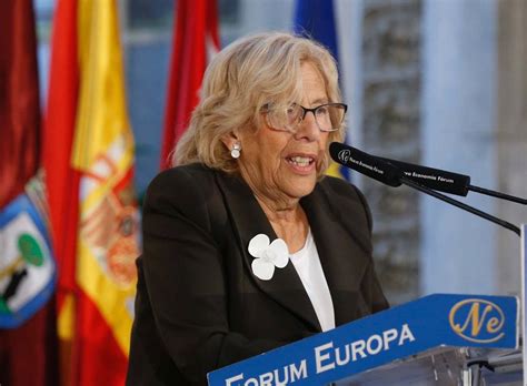 Carmena Quiere Identificar Las Cacas De Perro Sin Limpiar Para Multar A