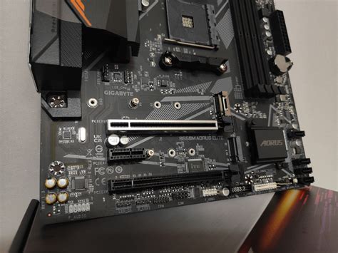 Материнская плата GIGABYTE B550M AORUS ELITE (AM4, mATX) — купить по ...