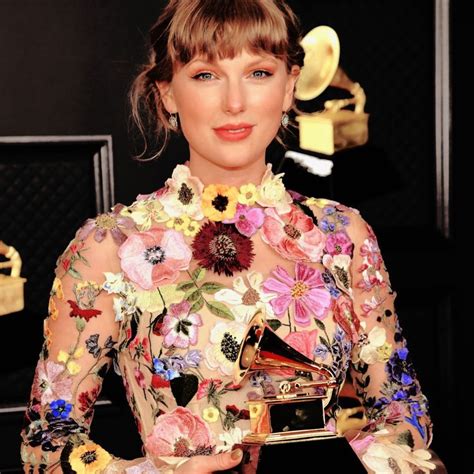 Taylor Swift At 2021 Grammys In 2024 Taylor Swift Taylor Women