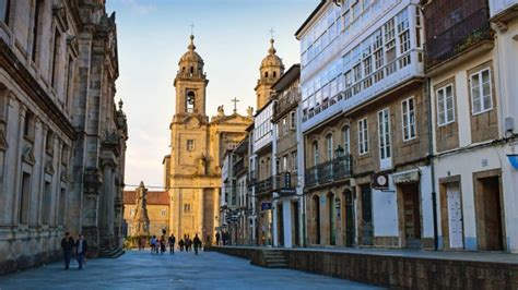 The Best Travel Guide to Santiago de Compostela - Hellotickets