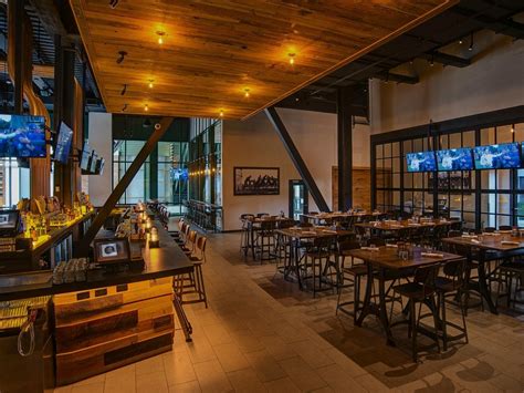 The Village Grille Green Bay 801 Hoffman Rd Restaurant Reviews