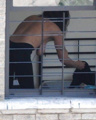 Voyeur Neighbor Porn Pics Pictoa