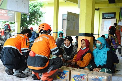 Baznas Ajak Masyarakat Salurkan Zis Bantu Korban Erupsi Semeru Antara