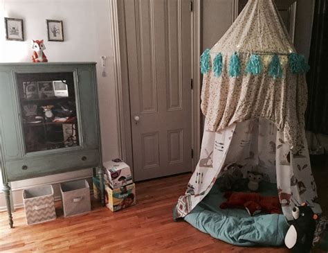 Diy Woodsy Hoola Hoop Canopy Fort