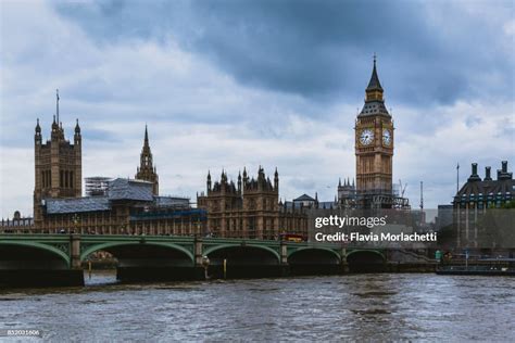 London Cityscape High-Res Stock Photo - Getty Images