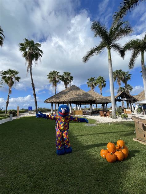 Where to Celebrate the Holidays? Beaches Turks and Caicos