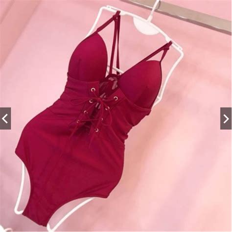 Bạn đang tìm mẫu móc nhựa treo bikini giá sỉ tại HCM Móc nhựa treo