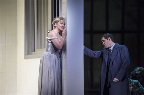 Peter Dineen As The Executioner And Joyce Didonato As Maria Stuarda In