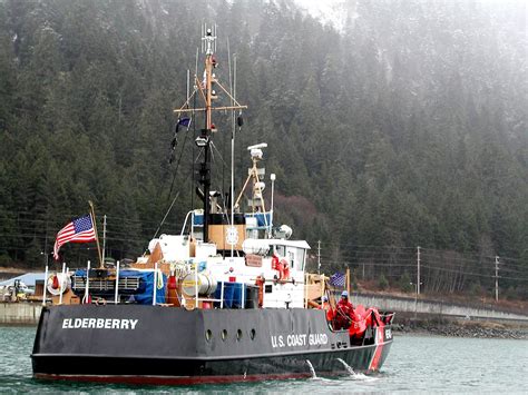 65 Foot Inland Buoy Tender United States Coast Guard Assets