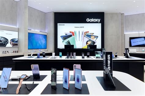 Samsung Store — The Mall