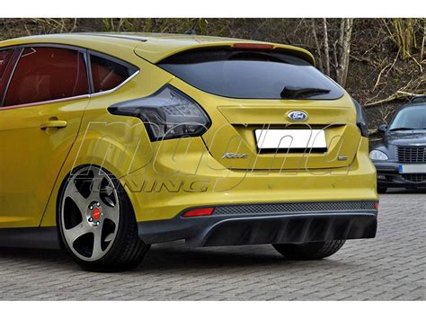 Ford Focus Intenso Hatso Lokharito Toldat