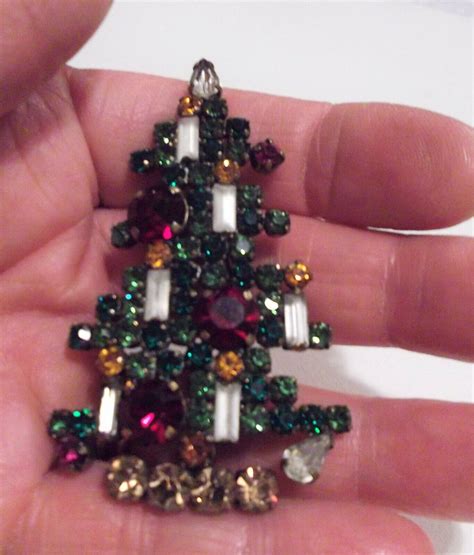 Vintage Signed Austria Christmas Tree Pin Brooch Rhin Gem