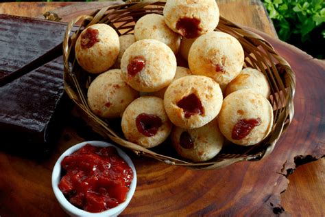 Pão De Queijo Com Goiabada De Dar Agua Na Boca Uma Explosão De Sabores