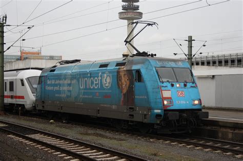 101 016 4 mit einem IC von Köln nach Berlin in Hannover HBF Bahnbilder de