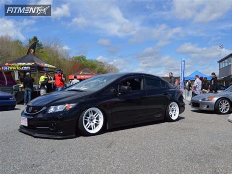 Honda Civic Si With X Enkei Rpf And Nitto X On Air