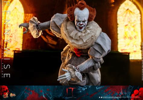 Hot Toys It Chapter Two Pennywise Collectible Figure Figures