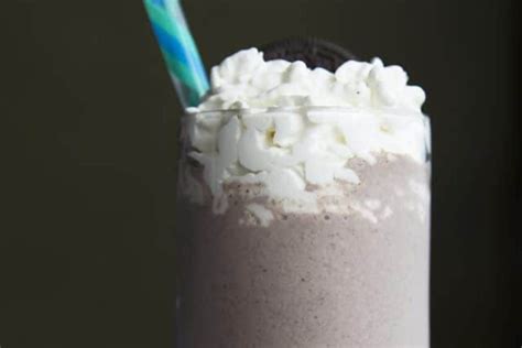 25 Easy Homemade Milkshake Recipes That Will Add Color To Your Life!