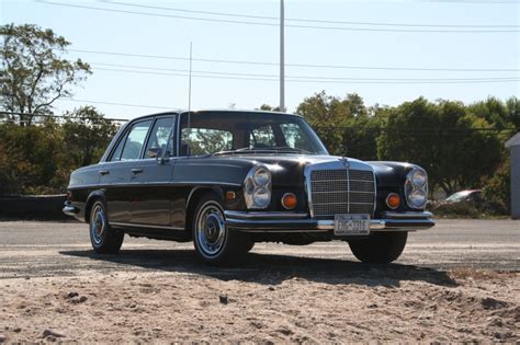 1974 Mercedes-Benz 240D - Information and photos - MOMENTcar